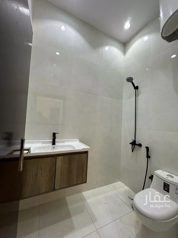 شقة للإيجار في شارع إبراهيم بن نغيمش, حي العقيق, مدينة الرياض, منطقة الرياض صورة 3