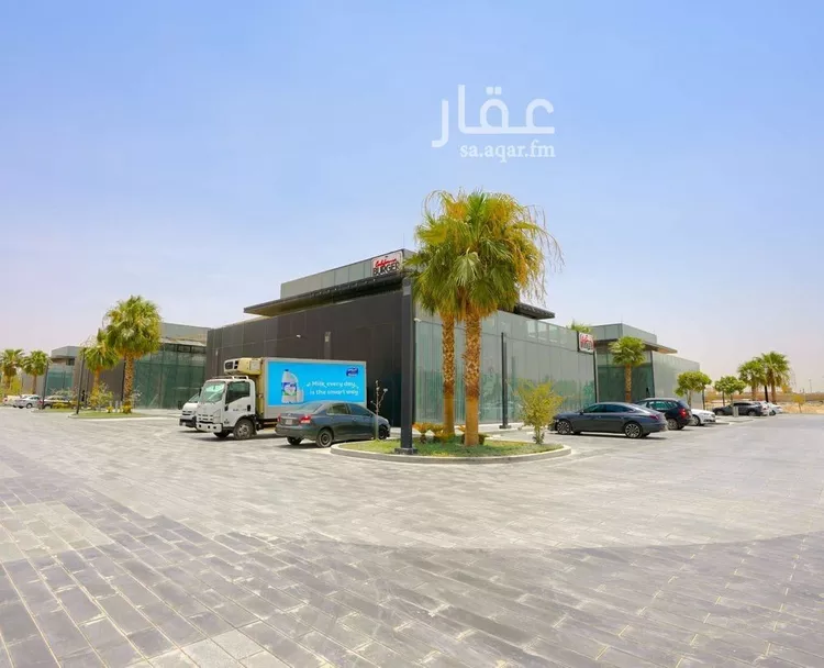 عمارة للإيجار في شارع صلاح الدين الايوبي, حي الملك عبدالعزيز, مدينة الرياض, منطقة الرياض صورة 2