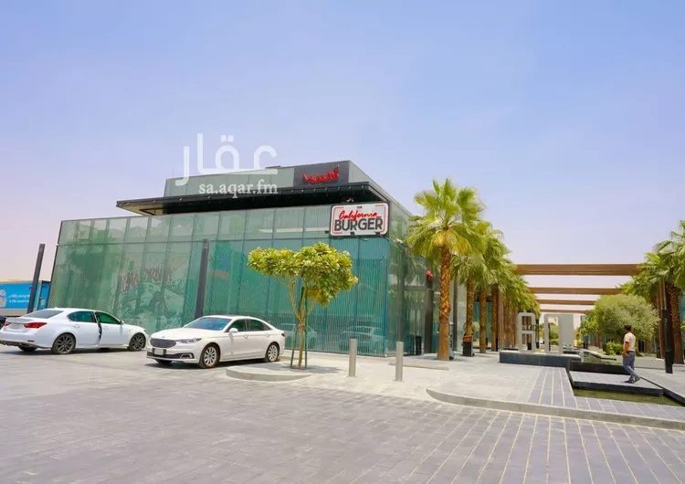 عمارة للإيجار في شارع صلاح الدين الايوبي, حي الملك عبدالعزيز, مدينة الرياض, منطقة الرياض صورة 3