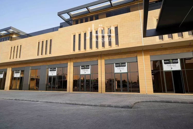 عمارة للإيجار في شارع  عبدالله ابن سعود ابن عبدالعزيز, حي الحمراء, مدينة الرياض, منطقة الرياض صورة 3