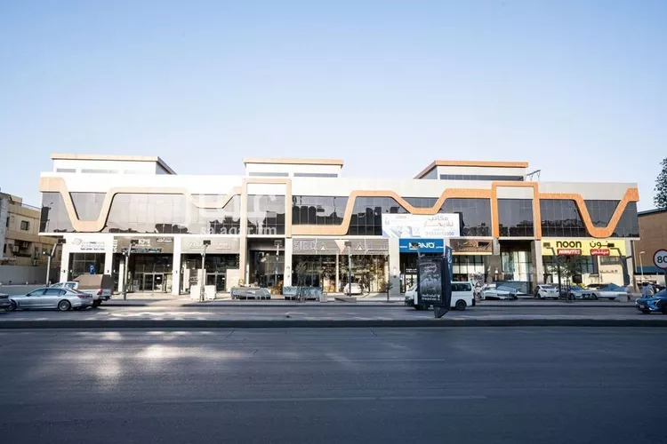 مكتب تجاري للإيجار في شارع التخصصي, حي العليا, مدينة الرياض, منطقة الرياض