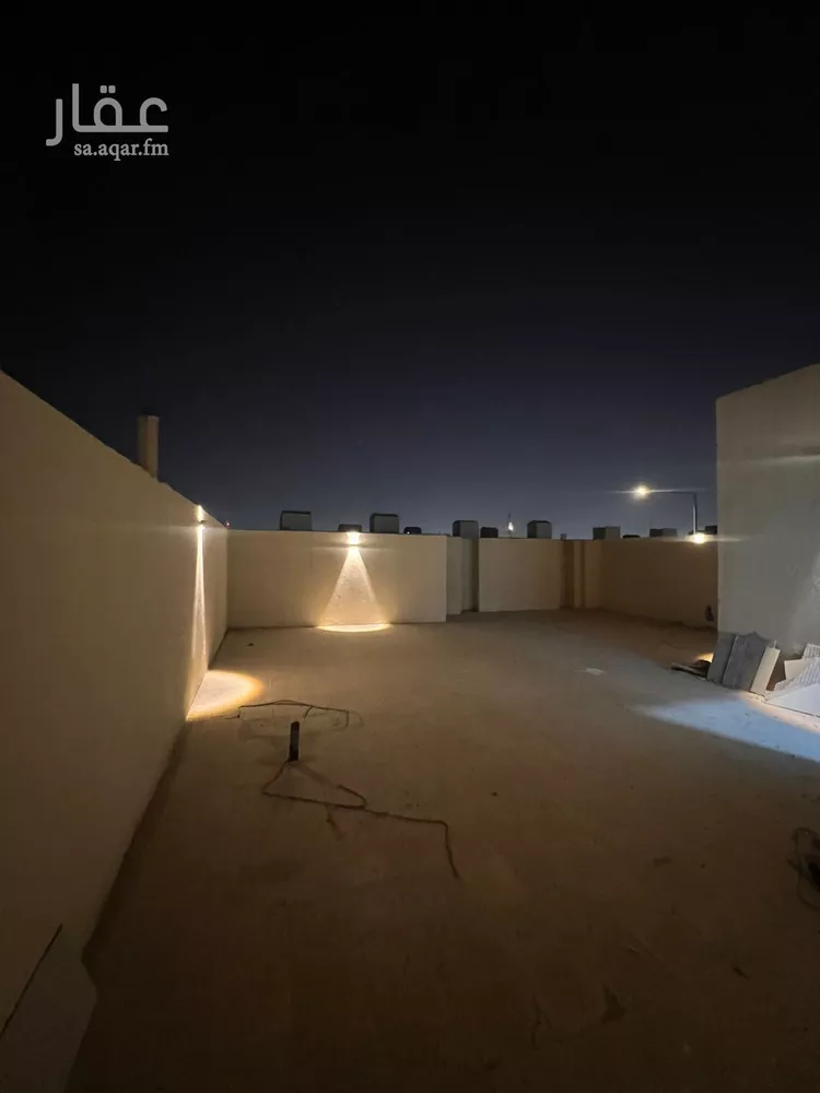 فيلا للبيع في شارع احمد بن سعد الاصبهاني, حي الرمال, مدينة الرياض, منطقة الرياض صورة 2