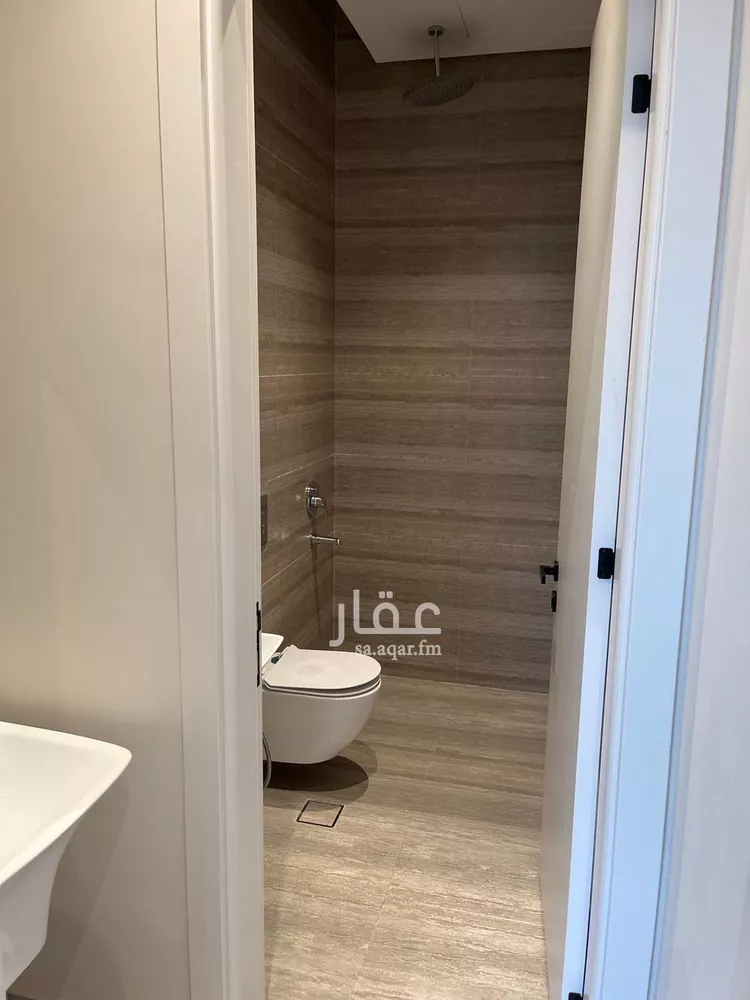 دور للبيع في شارع الياسمين, حي النزهة, مدينة الرياض, منطقة الرياض 8