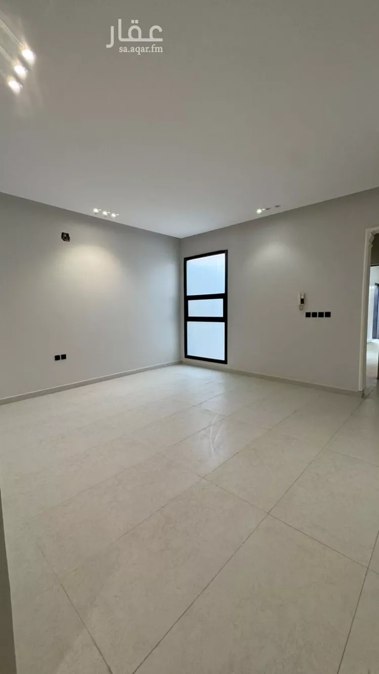 Floor for Sale in Riyadh Tuwaiq
