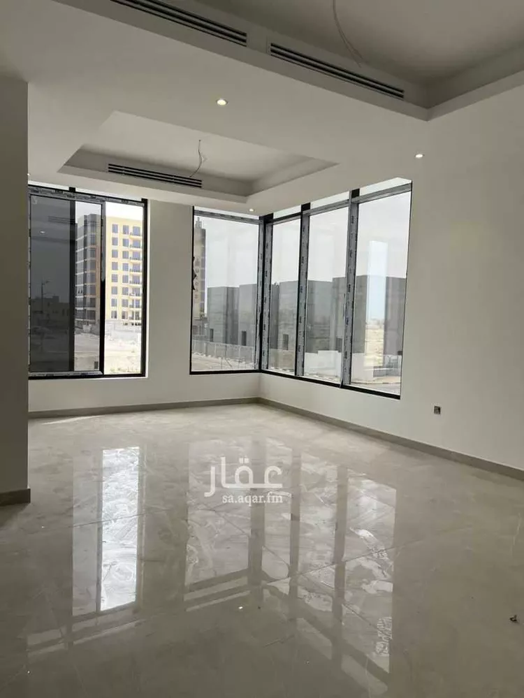 فيلا للبيع في شارع عبد اللطيف العيسى, حي السيف, مدينة الدمام, المنطقة الشرقية صورة 2