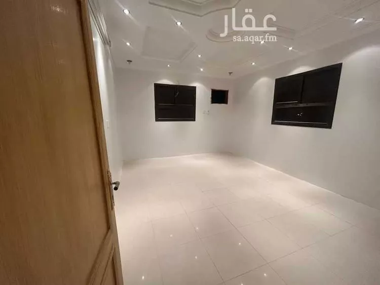 دور للإيجار في شارع عباد الهذلي, حي شبرا, مدينة الرياض, منطقة الرياض صورة 4