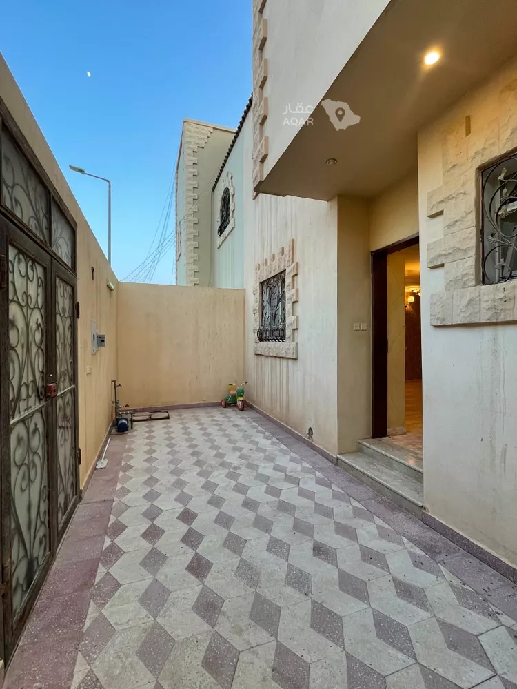 Villa for Rent in Riyadh Az Zahrah 3