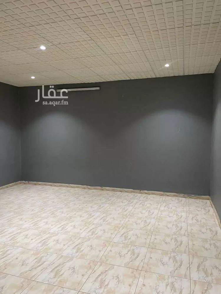 Floor for Rent in Riyadh Shubra صورة 3