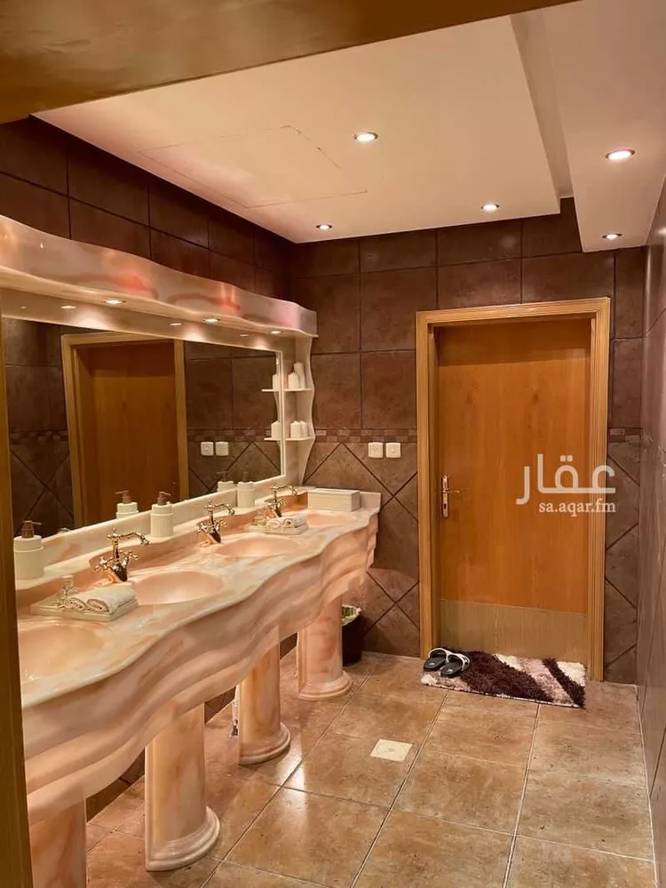 فيلا للبيع في شارع الطفيل بن زيد, حي الزهرة, مدينة الرياض, منطقة الرياض صورة 5