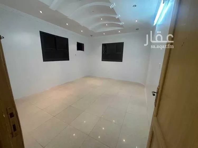 دور للإيجار في شارع عباد الهذلي, حي شبرا, مدينة الرياض, منطقة الرياض صورة 3