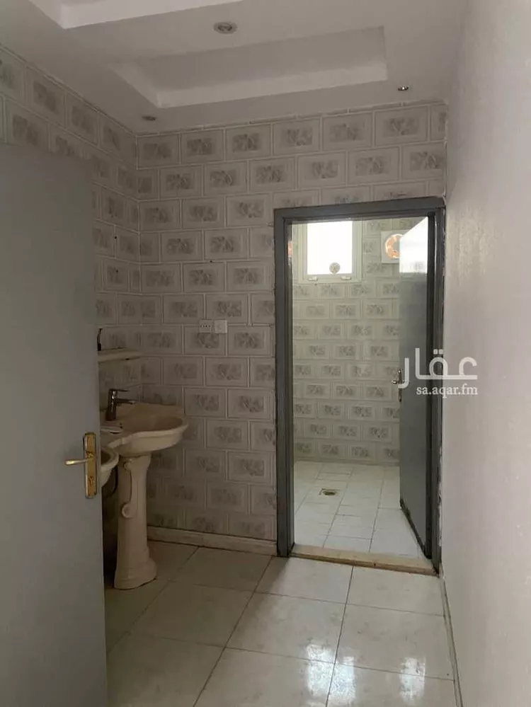 Floor for Rent in Riyadh Az Zahrah صورة 3