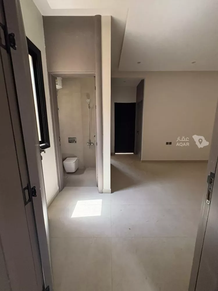 Floor for Rent in Riyadh Az Zahrah صورة 3