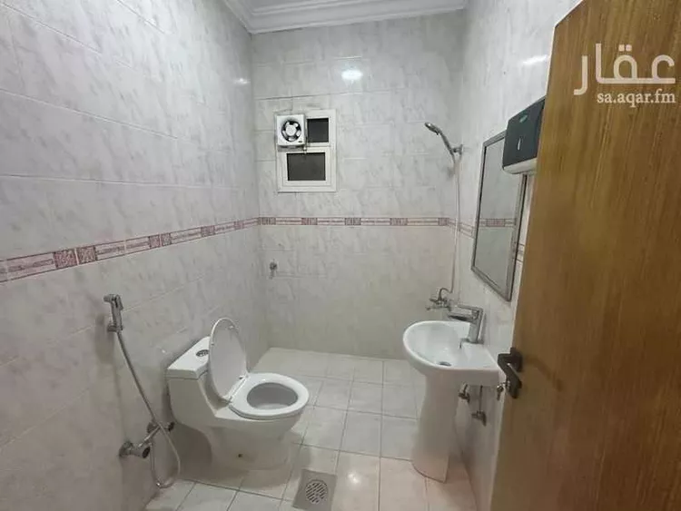 دور للإيجار في شارع داغستان, حي شبرا, مدينة الرياض, منطقة الرياض صورة 5