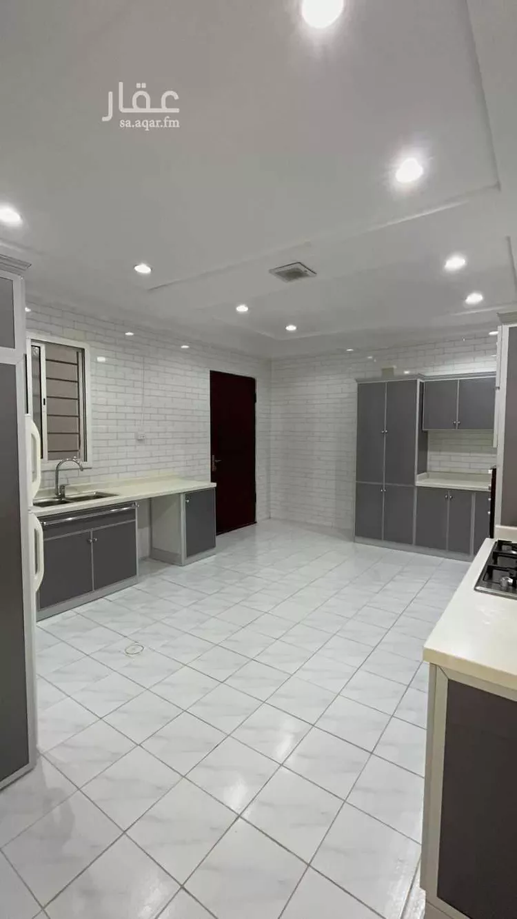 فيلا للإيجار في شارع وادي الحياة, حي ظهرة لبن, مدينة الرياض, منطقة الرياض صورة 4