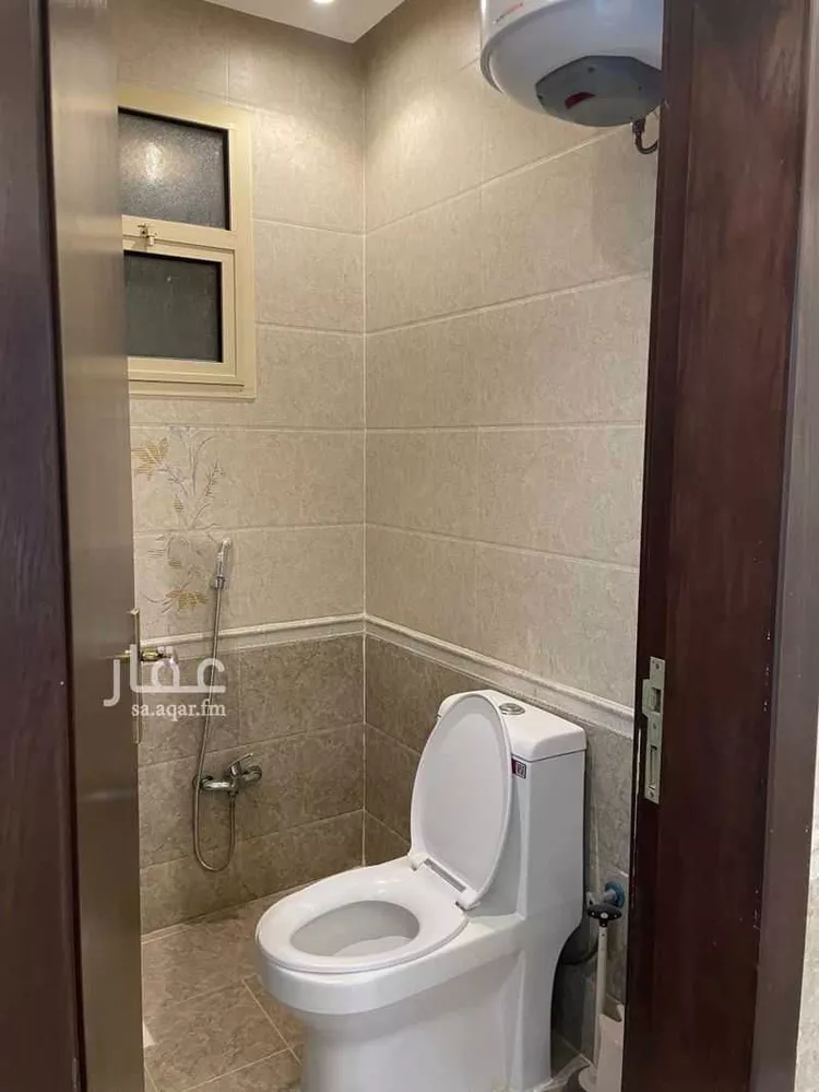 Floor for Rent in Riyadh Ad Dar Al Baida صورة 3