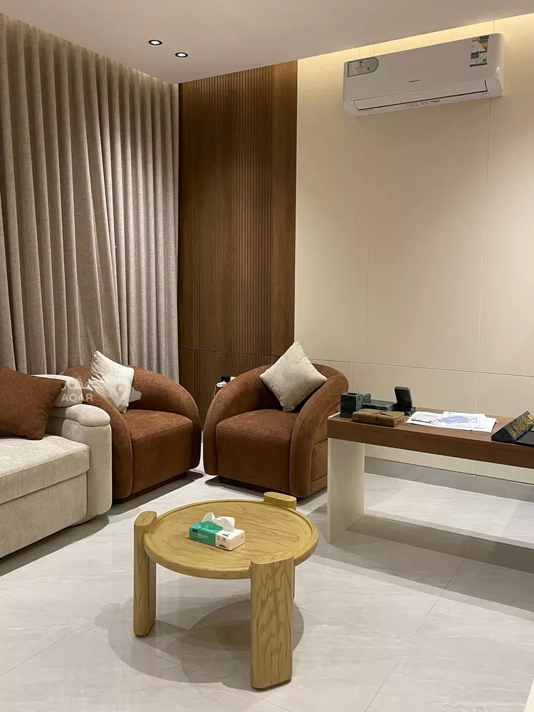 Floor for Rent in Riyadh Az Zahrah 4