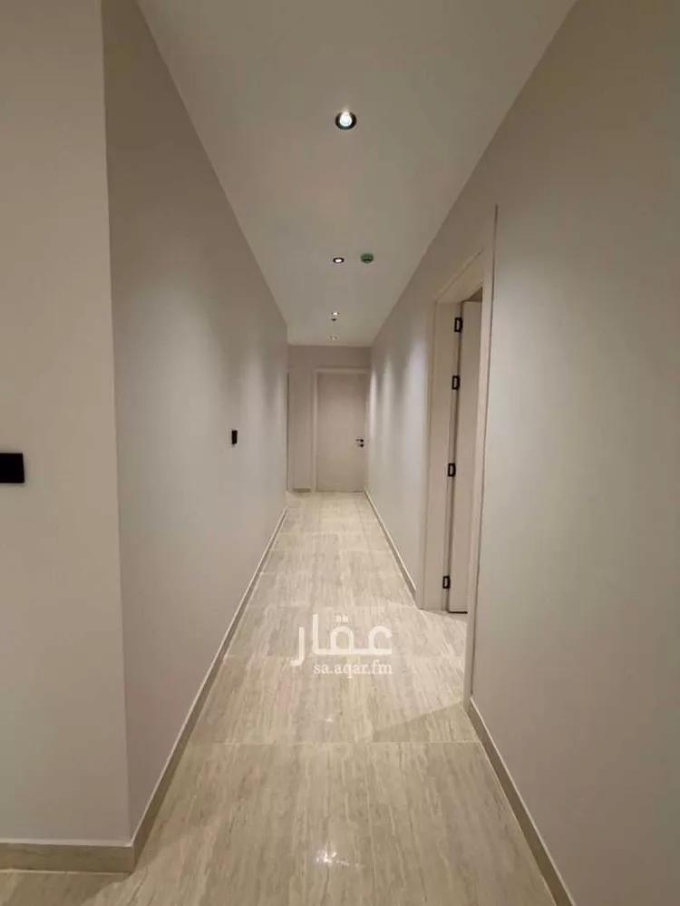 شقة للبيع في شارع الخفجي, حي الحمراء, مدينة الخبر, المنطقة الشرقية صورة 2