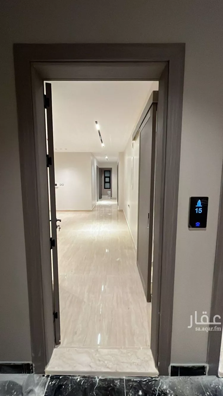 شقة للبيع في شارع الملك فهد بن عبدالعزيز سعود, حي الحمراء, مدينة الخبر, المنطقة الشرقية صورة 5