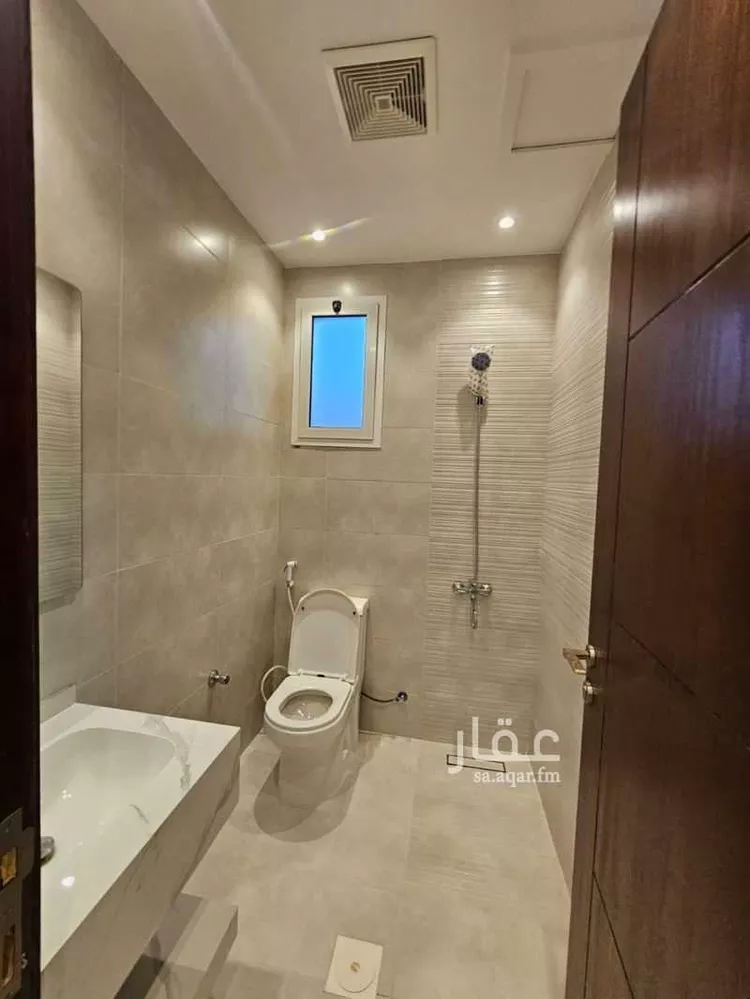فيلا للبيع في شارع نشوان سعيد الحميري, حي الرياض, مدينة جدة, منطقة مكة المكرمة 11