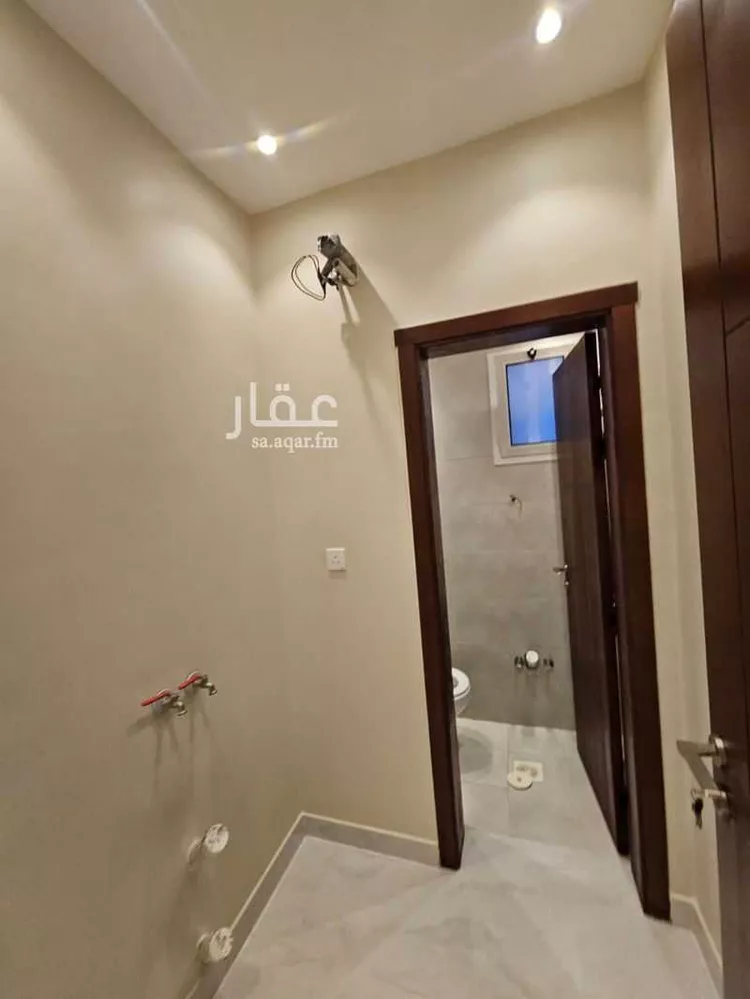 فيلا للبيع في شارع نشوان سعيد الحميري, حي الرياض, مدينة جدة, منطقة مكة المكرمة صورة 5