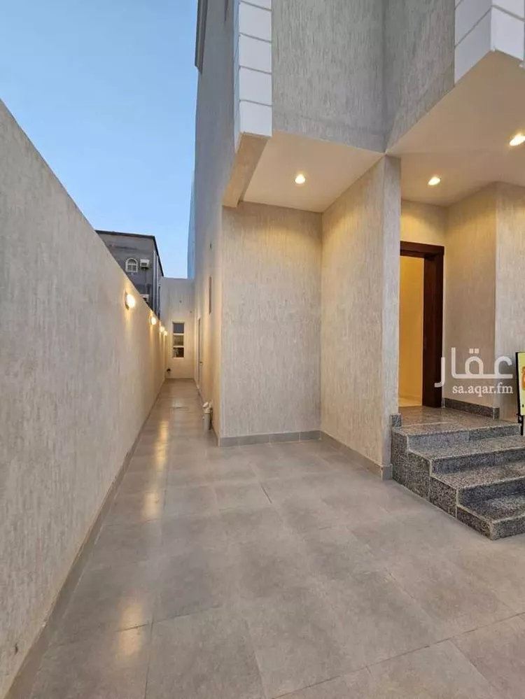 فيلا للبيع في شارع نشوان سعيد الحميري, حي الرياض, مدينة جدة, منطقة مكة المكرمة 15