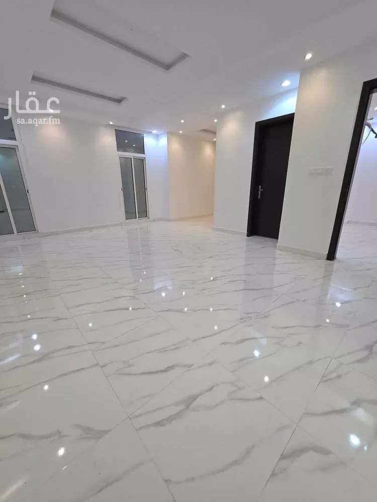 فيلا للبيع في شارع عمرو ابن شبة, حي الفروسية, مدينة جدة, منطقة مكة المكرمة صورة 2