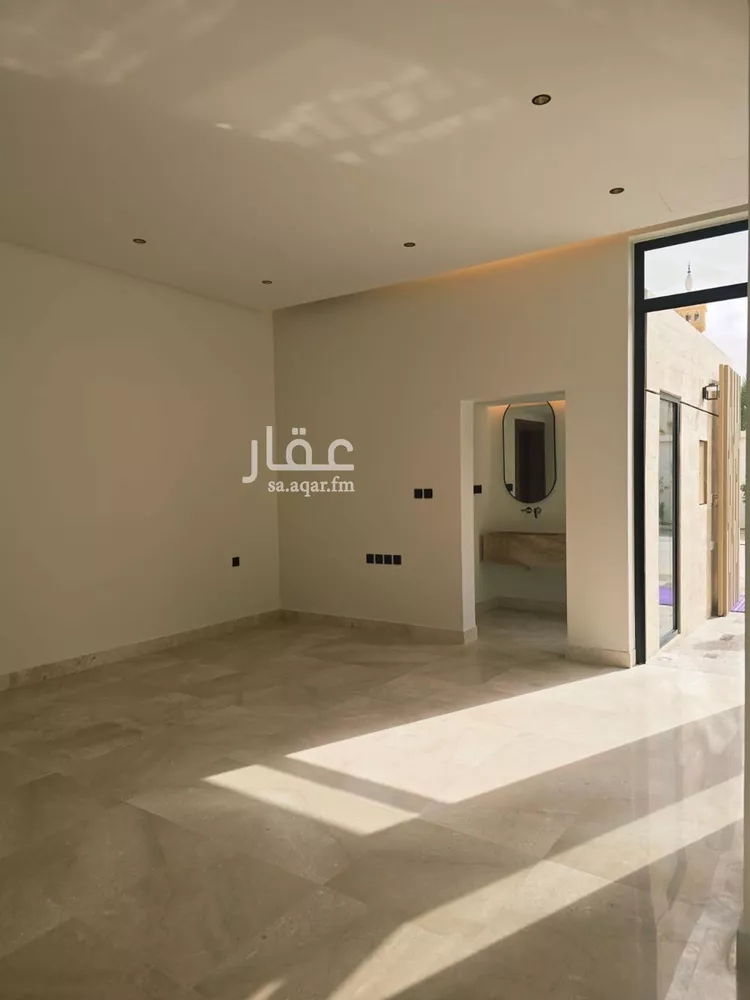 فيلا للبيع في شارع ابن الطفيل, حي المرسلات, مدينة الرياض, منطقة الرياض صورة 2