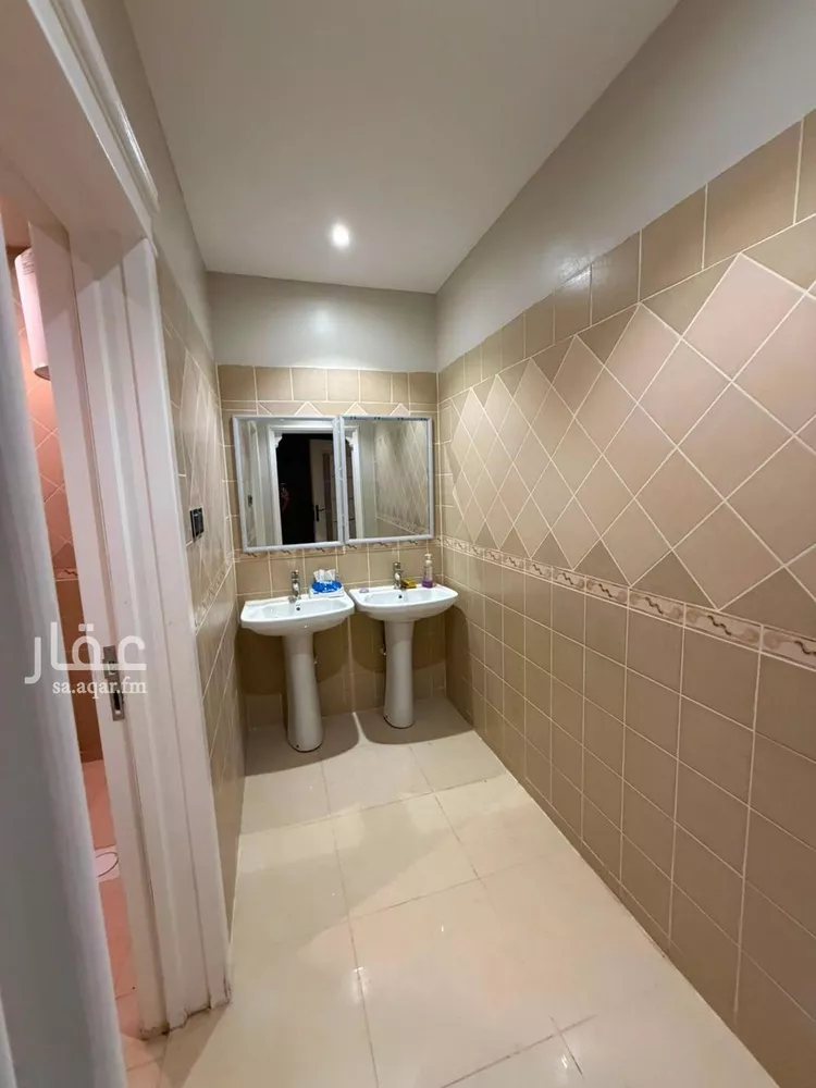 شقة للإيجار في شارع ينبع, حي ظهرة لبن, مدينة الرياض, منطقة الرياض صورة 4