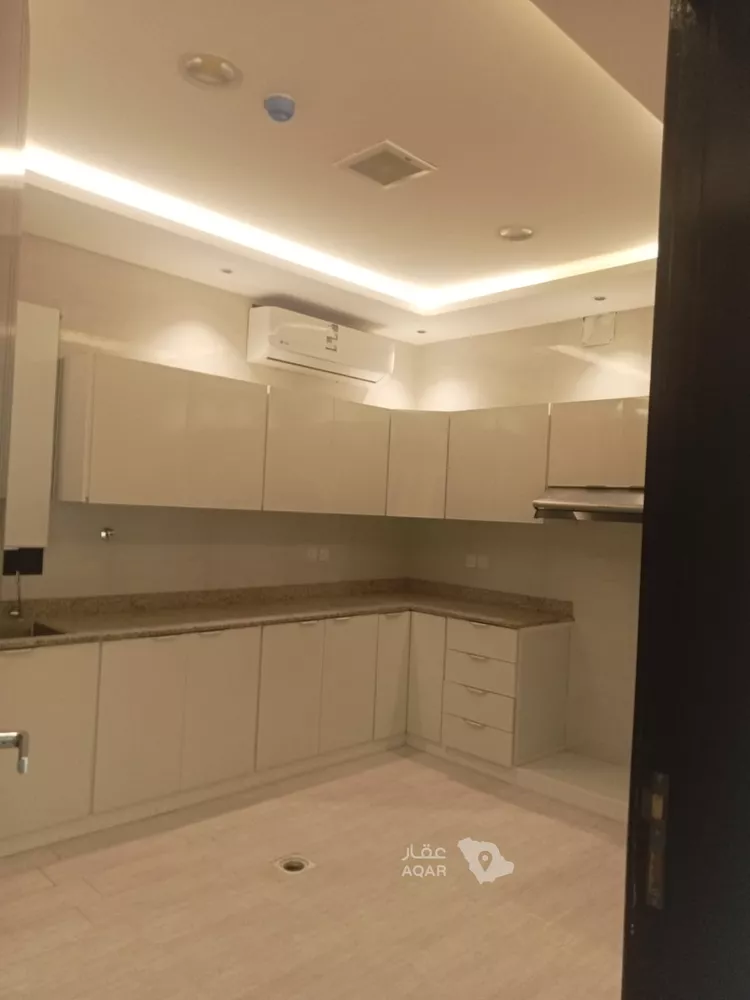 Apartment for Rent in Riyadh Al Arid 2