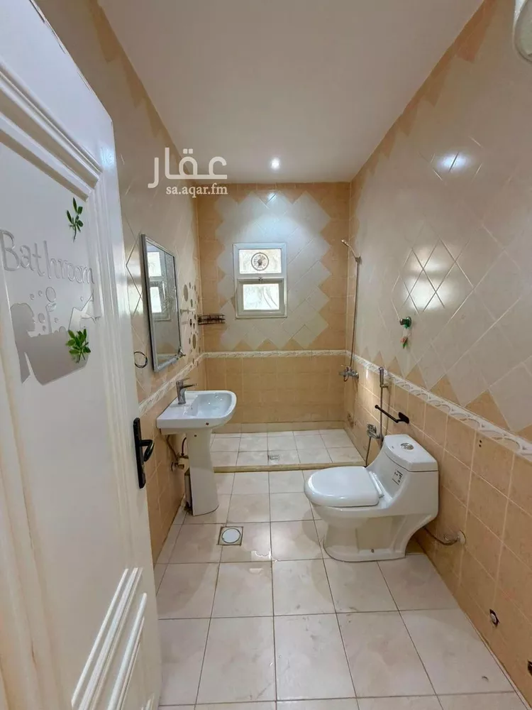 شقة للإيجار في شارع ينبع, حي ظهرة لبن, مدينة الرياض, منطقة الرياض صورة 2