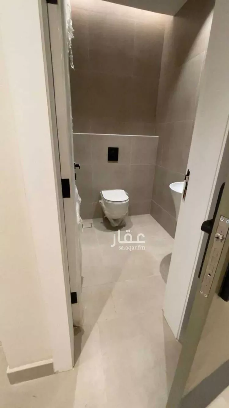 فيلا للإيجار في شارع ابن عبدالغافر النيسابوري, حي العارض, مدينة الرياض, منطقة الرياض صورة 2
