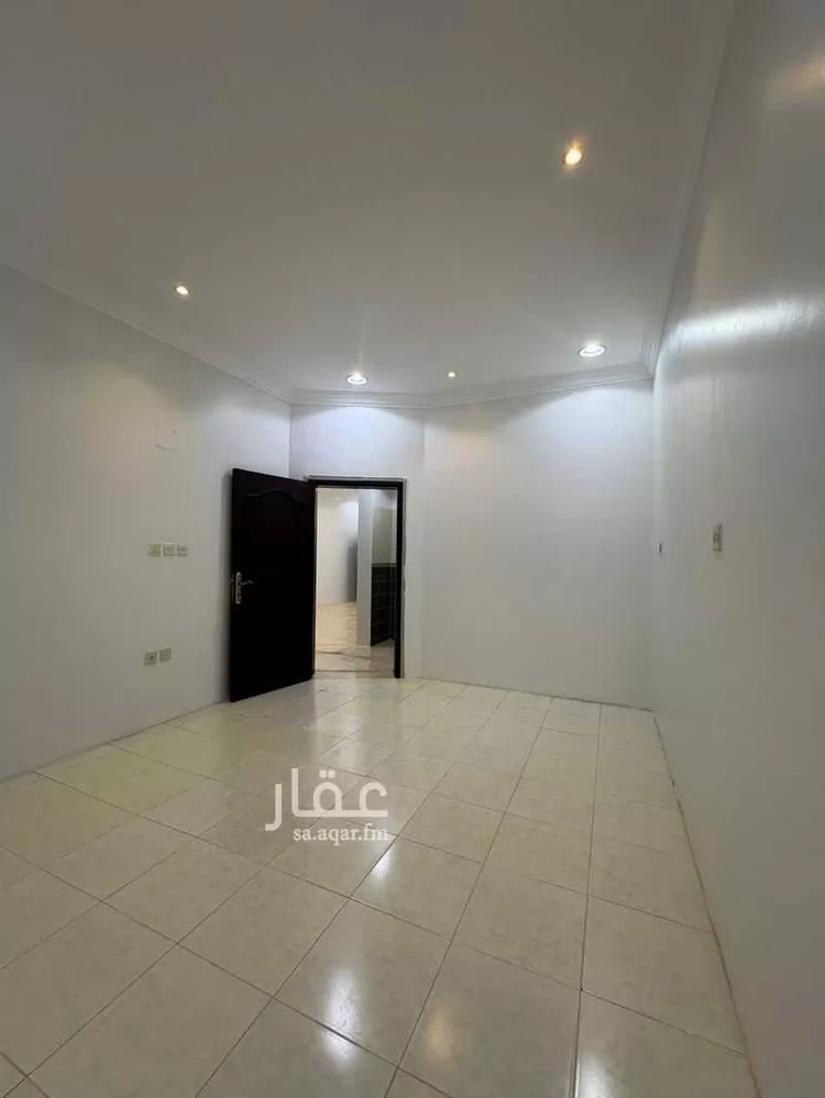 شقة للإيجار في شارع الحكم ابن سفيان ، حي محاسن ارامكو الثاني ، المبرز ، الاحساء صورة 2