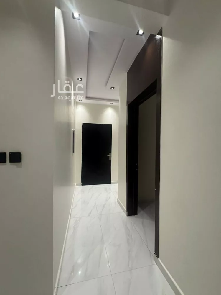 دور للبيع في شارع علي بن عبدالكافي, حي الرمال, مدينة الرياض, منطقة الرياض صورة 4