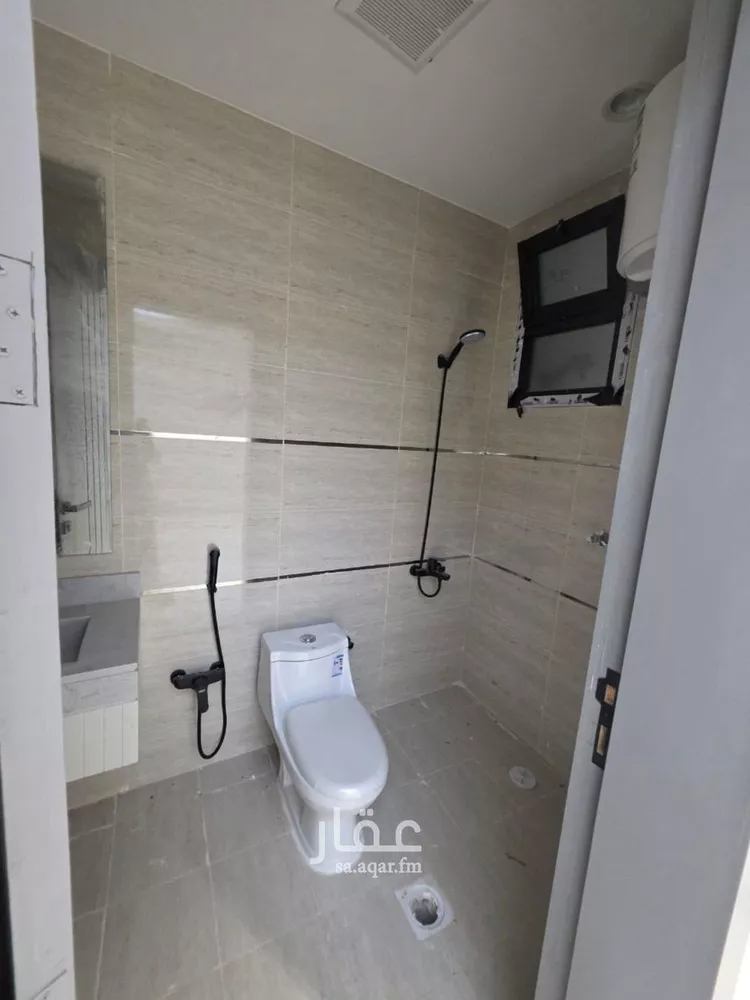 دور للبيع في شارع عفيف الدين ظهيرة, حي بدر, مدينة الرياض, منطقة الرياض صورة 3