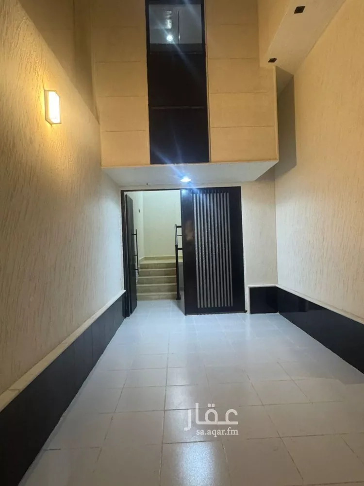 دور للبيع في شارع علي بن عبدالكافي, حي الرمال, مدينة الرياض, منطقة الرياض صورة 5