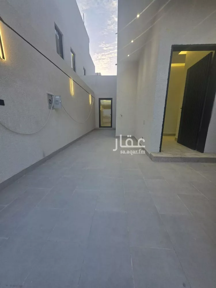 دور للبيع في شارع الحلة, حي ديراب, مدينة الرياض, منطقة الرياض صورة 3