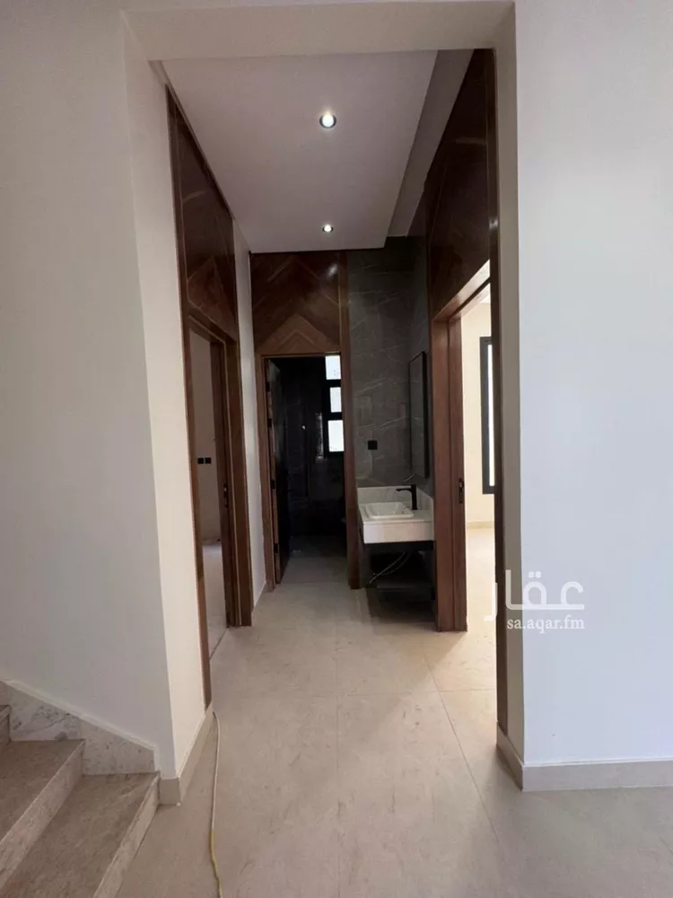 فيلا للبيع في شارع الودي, حي العريجاء الغربي, مدينة الرياض, منطقة الرياض صورة 5