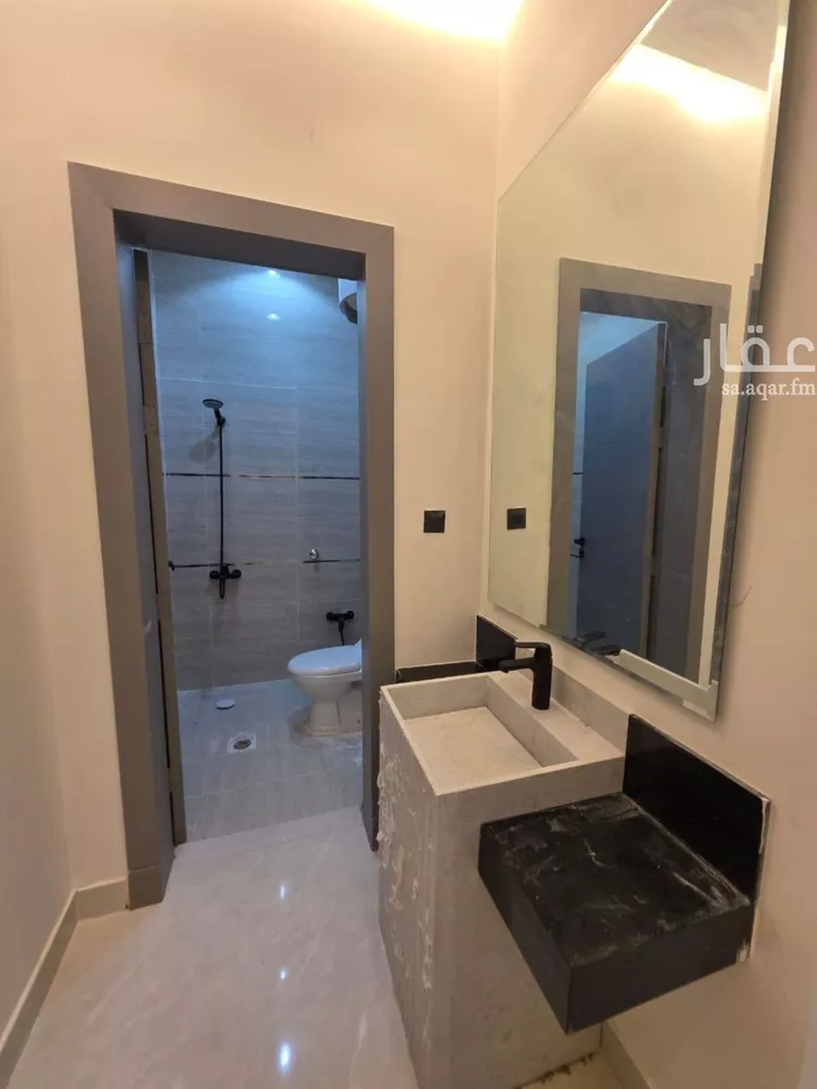 دور للبيع في شارع ابي القاسم الثمانيني, حي بدر, مدينة الرياض, منطقة الرياض صورة 3