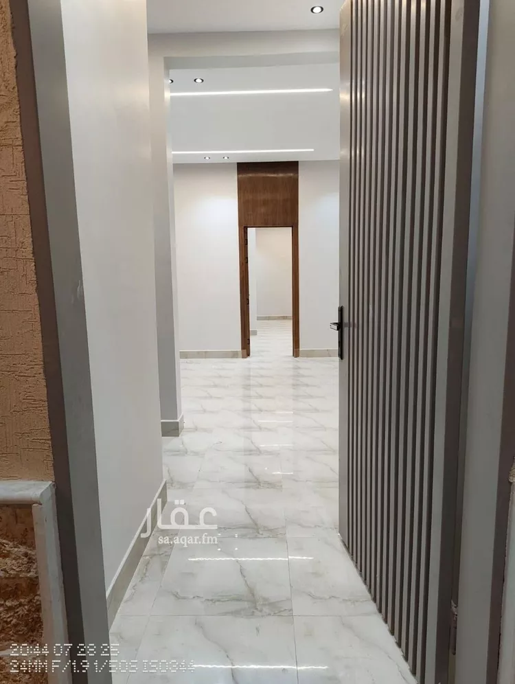 دور للبيع في شارع التوحيد, حي العوالي, مدينة الرياض, منطقة الرياض صورة 5