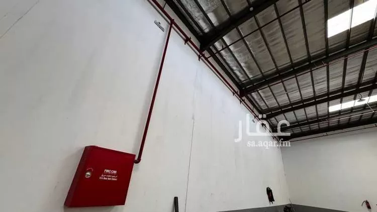 محل للبيع في شارع الملك عبدالله , حي رواق الشرقي, مدينة بريده, منطقة القصيم صورة 4