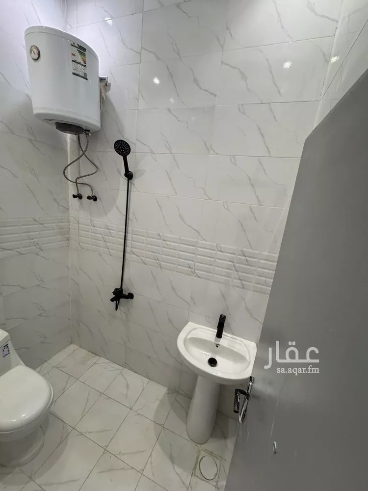 شقة للإيجار في شارع رقم 404, حي الملقا, مدينة الرياض, منطقة الرياض صورة 2