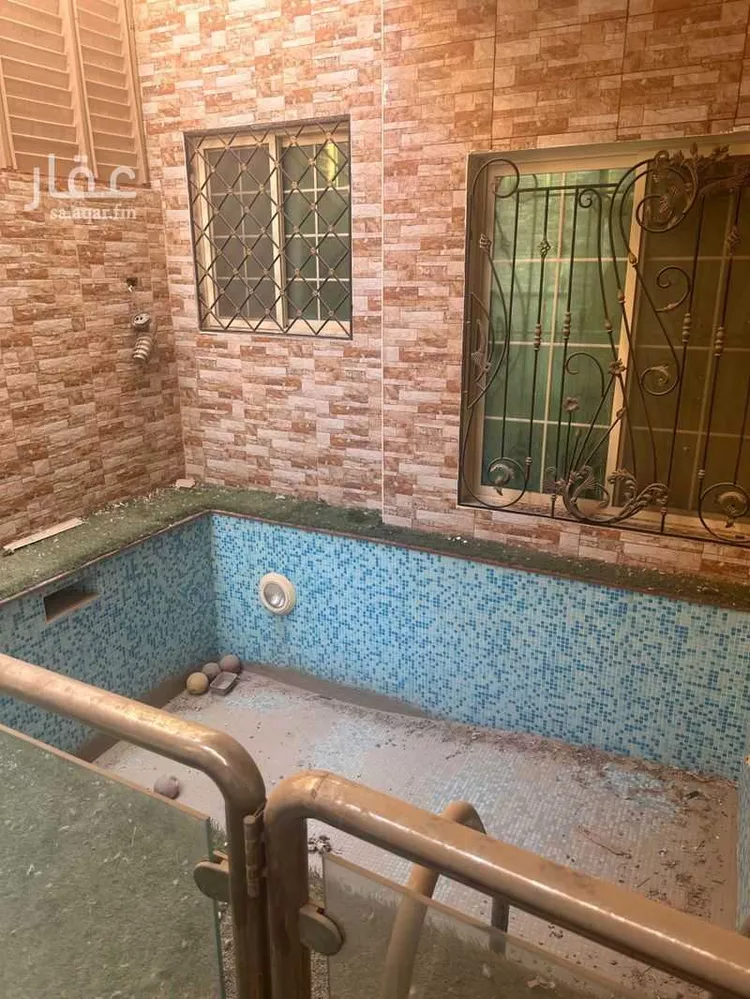 فيلا للإيجار في شارع الصحابة, حي النزهة, مدينة الدمام, المنطقة الشرقية صورة 4