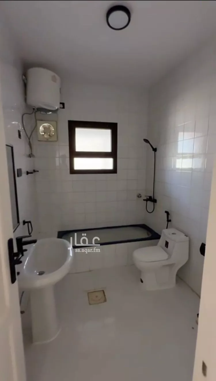 عمارة للإيجار في شارع حفصة بنت عمر, حي الروضة, مدينة الرياض, منطقة الرياض صورة 3