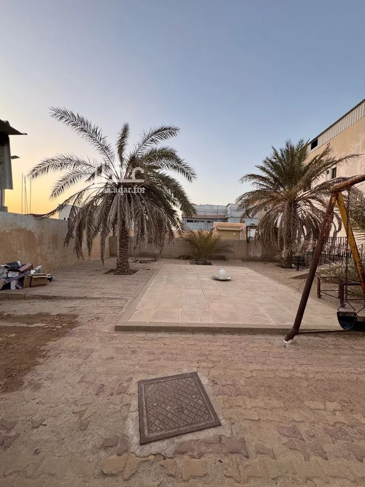 Rest House for Sale in Buraydah Al Basateen صورة 5