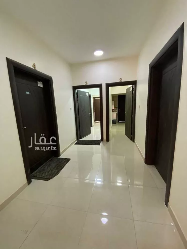 شقة للإيجار في شارع عائشة بنت ابي بكر, حي البساتين الشرقي, مدينة بريده, منطقة القصيم