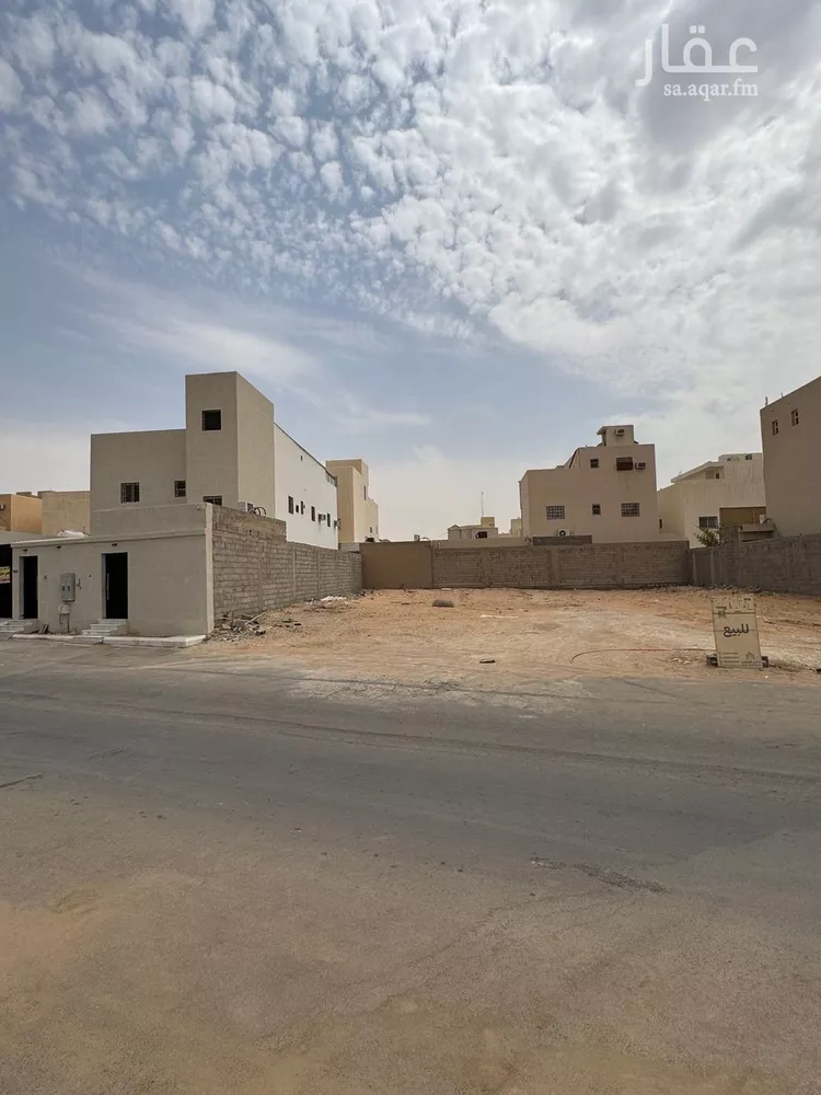 أرض للبيع في شارع التنوخي, حي الرمال, مدينة بريدة, منطقة القصيم