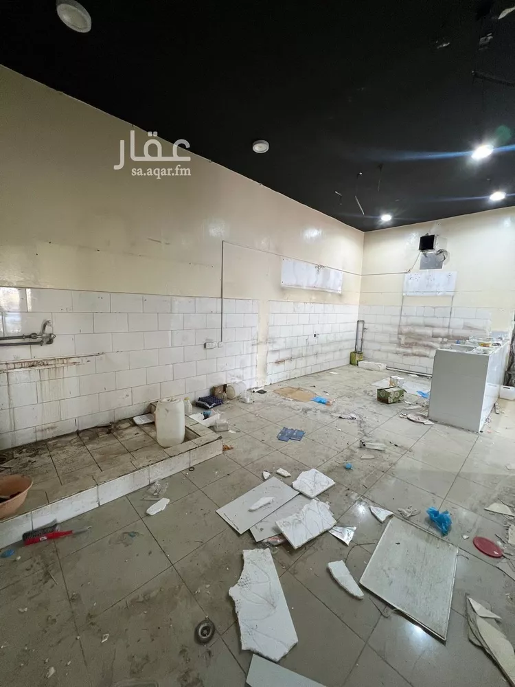 محل للإيجار في شارع خضيراء, حي الضاحي الغربي, مدينة بريدة, منطقة القصيم صورة 5