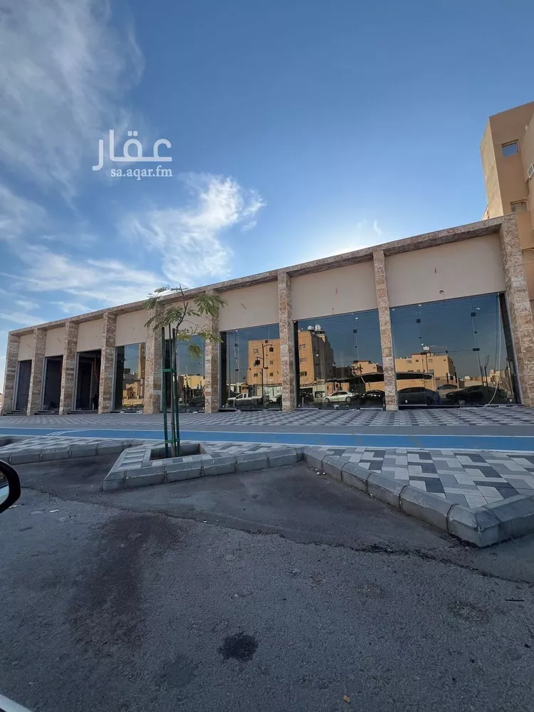 مكتب تجاري للإيجار في شارع أبو بكر الصديق, حي النهضة, مدينة بريدة, منطقة القصيم