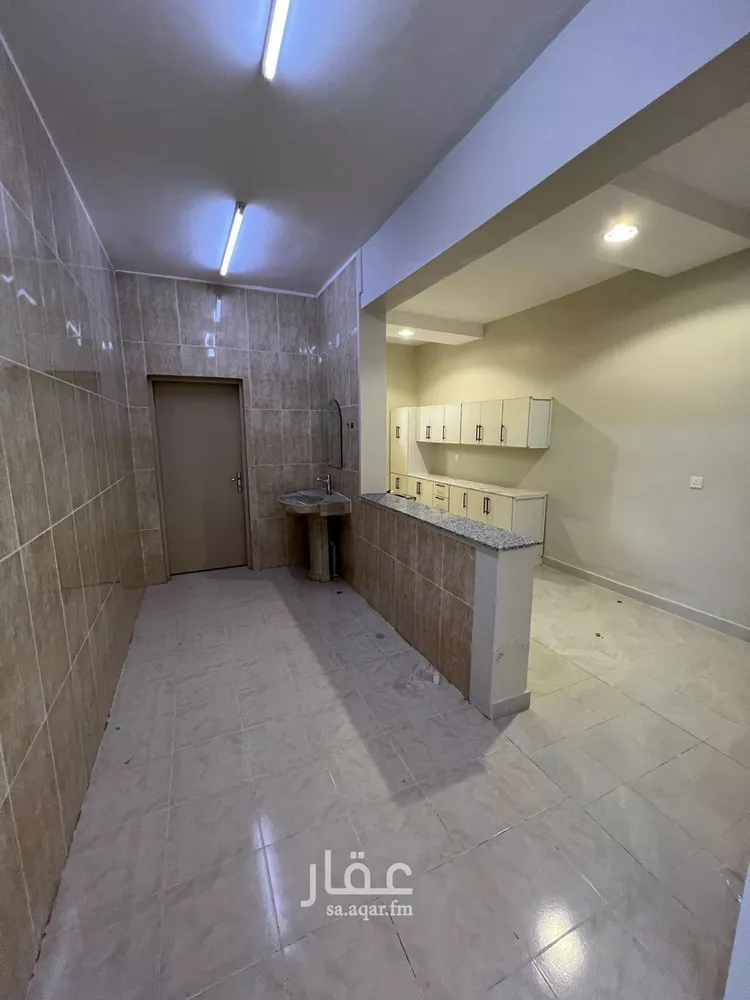 دور للإيجار في شارع عنبسة المهري, حي المطار القديم, مدينة بريدة, منطقة القصيم صورة 4