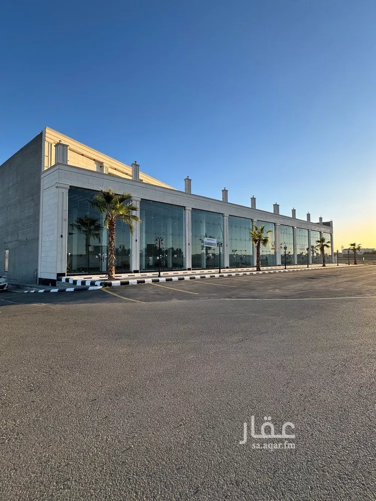 عمارة للإيجار في شارع طريق الملك عبدالعزيز, حي الرحاب, مدينة بريدة, منطقة القصيم صورة 2